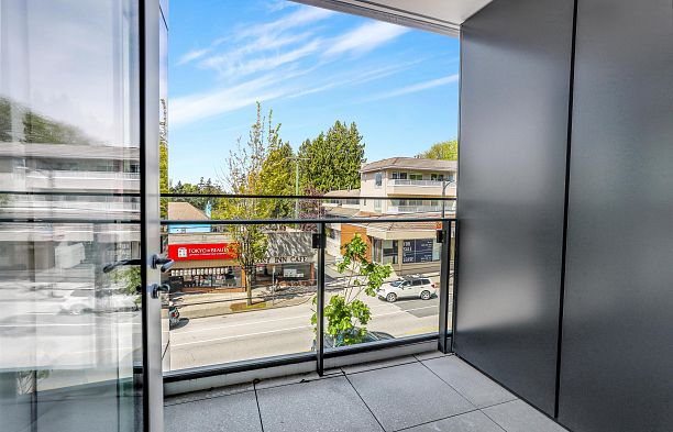 310 3596 W 28th Avenue Dunbar
