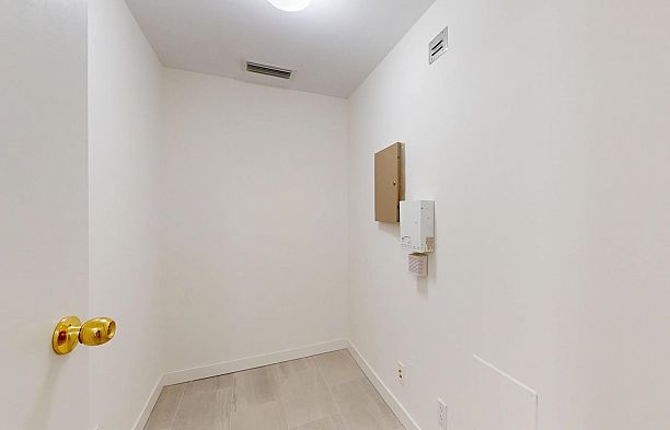 1004 1650 BAYSHORE DRIVE, Vancouver BC V6G 3K2 Coal Harbour