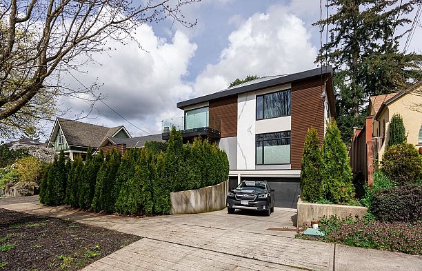 3337 W 40TH AVENUE, Vancouver BC V6N 3B5 Dunbar