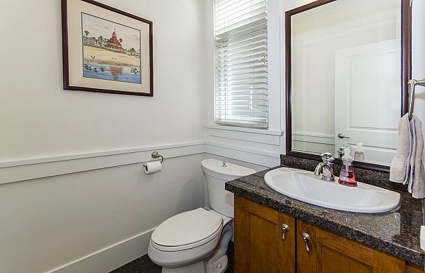 3322 W 40TH AVENUE, Vancouver BC V6N 3B6 Dunbar