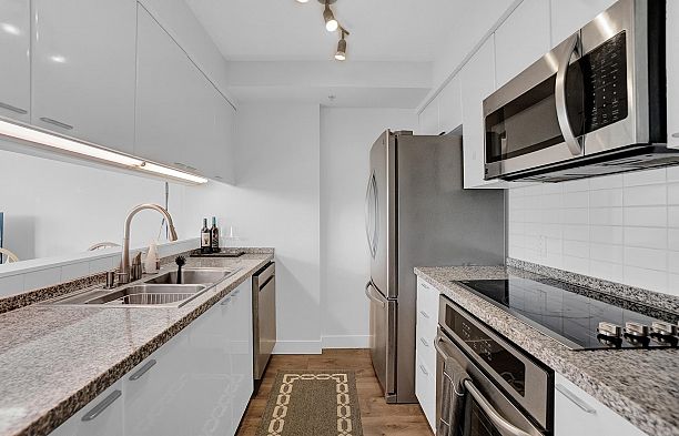 1702 1200 ALBERNI STREET, Vancouver BC V6E 1A6 West End VW