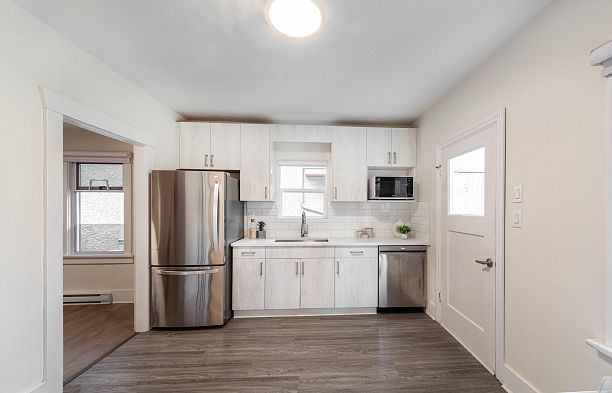 3841 W 24th Avenue Dunbar