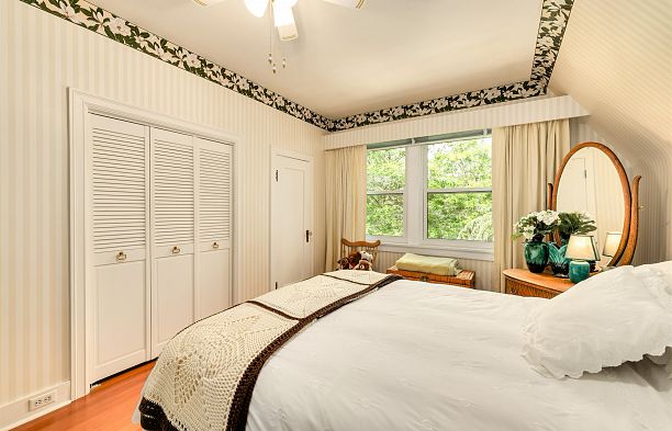 252 W 23rd Avenue Cambie