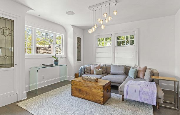 2796 W 37th Avenue Kerrisdale
