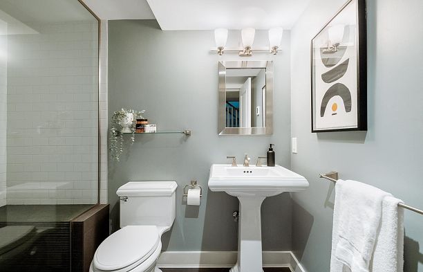 5611 Elm Street Kerrisdale