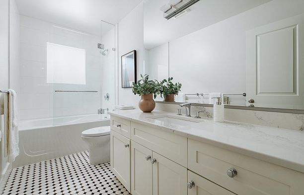 5611 Elm Street Kerrisdale