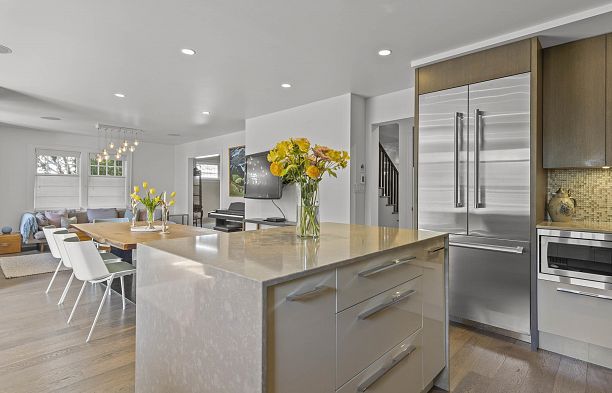 2796 W 37th Avenue Kerrisdale