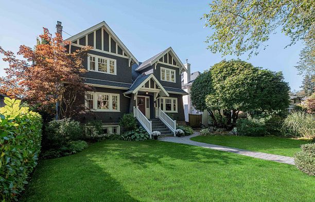 5611 Elm Street Kerrisdale