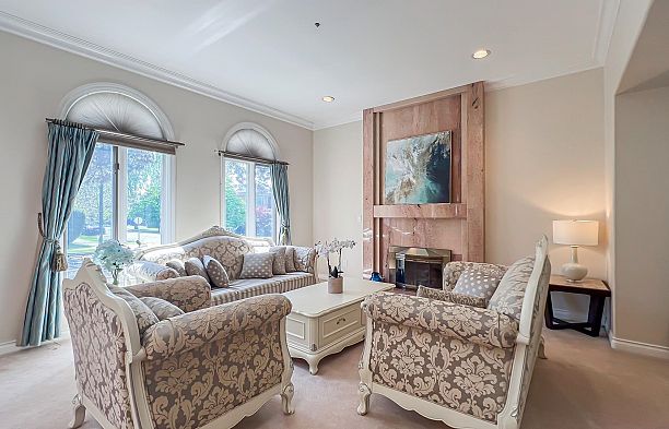 2389 W 21st Avenue Arbutus