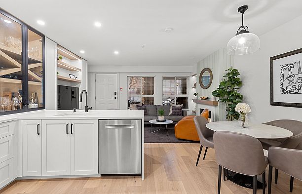 3218 Heather Street Cambie