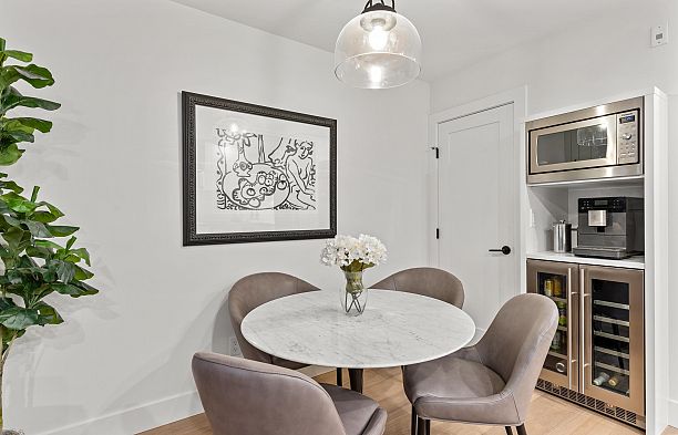 3218 Heather Street Cambie