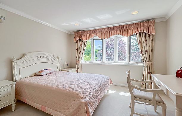 2389 W 21st Avenue Arbutus