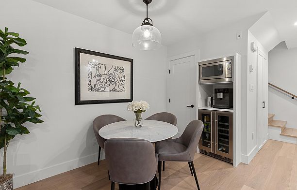 3218 Heather Street Cambie