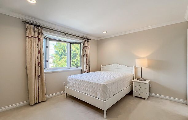 2389 W 21st Avenue Arbutus