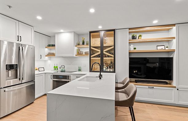 3218 Heather Street Cambie
