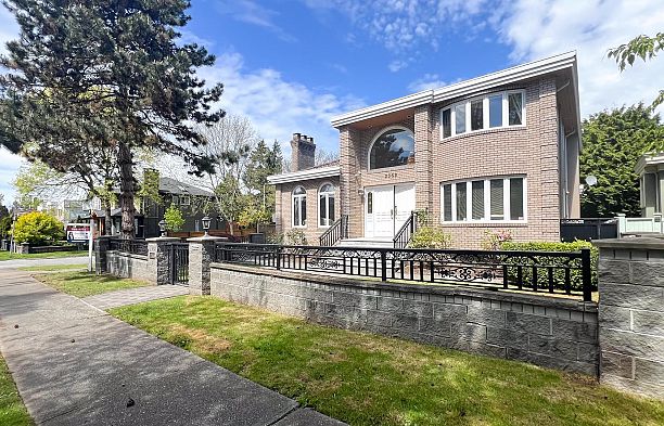 2389 W 21st Avenue Arbutus