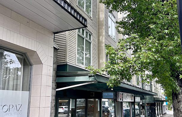 311 3727 W 10th Avenue Point Grey