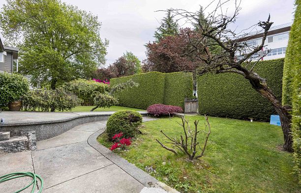 915 W 33rd Avenue Cambie