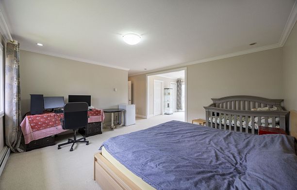 915 W 33rd Avenue Cambie