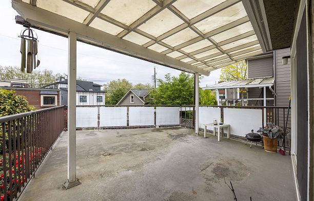 915 W 33rd Avenue Cambie