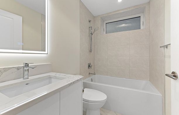 2976 W 42nd Avenue Kerrisdale