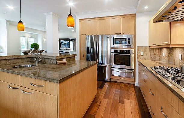 3105 West 15th Avenue Kitsilano
