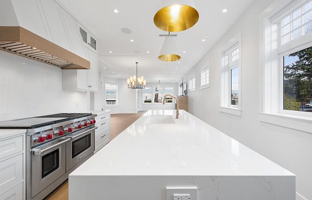 1428 TRAFALGAR STREET, Vancouver BC V6K 3R3 Kitsilano