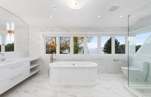1428 TRAFALGAR STREET, Vancouver BC V6K 3R3 Kitsilano