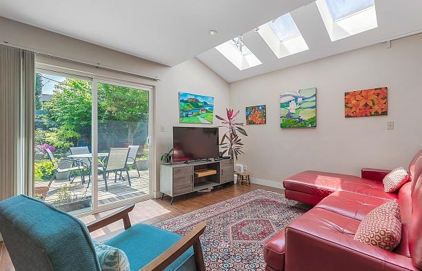 2118 6050 Larch Street Kerrisdale