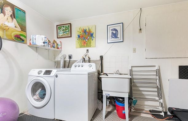 2118 6050 Larch Street Kerrisdale