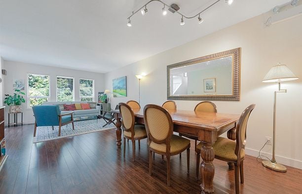 2118 6050 Larch Street Kerrisdale