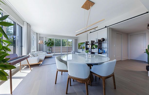 PH4 2089 W 43rd Avenue Kerrisdale