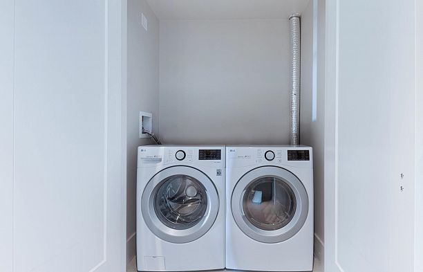 PH4 2089 W 43rd Avenue Kerrisdale