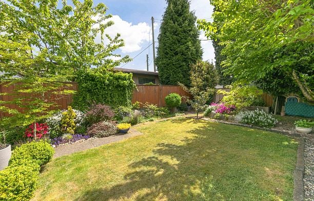 2118 6050 Larch Street Kerrisdale