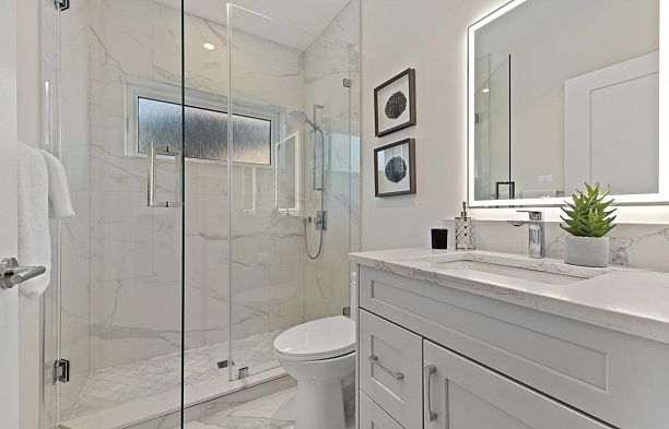 2976 W 42nd Avenue Kerrisdale