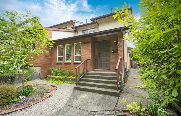 2118 6050 Larch Street Kerrisdale
