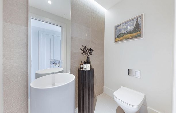 PH4 2089 W 43rd Avenue Kerrisdale