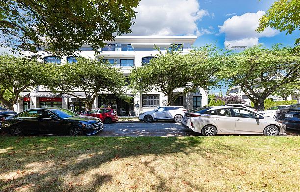 PH4 2089 W 43rd Avenue Kerrisdale