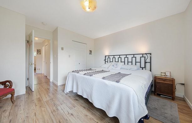 2118 6050 Larch Street Kerrisdale