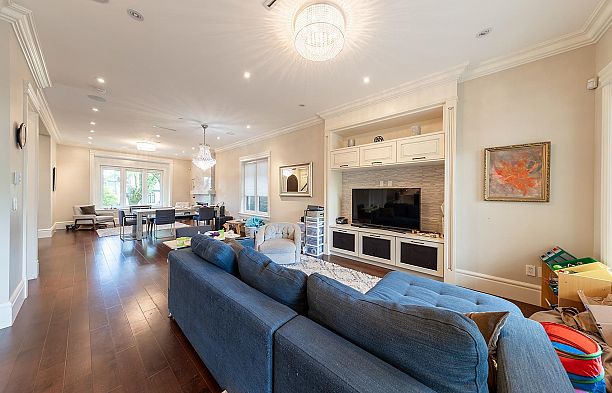 3149 W 28th Avenue MacKenzie Heights