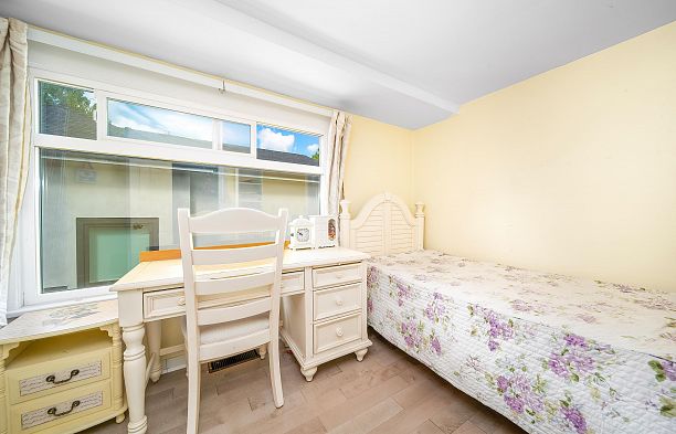 1623 W 66 Avenue S.W. Marine