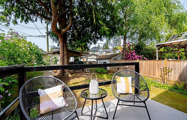 2933 W 42nd Avenue Kerrisdale
