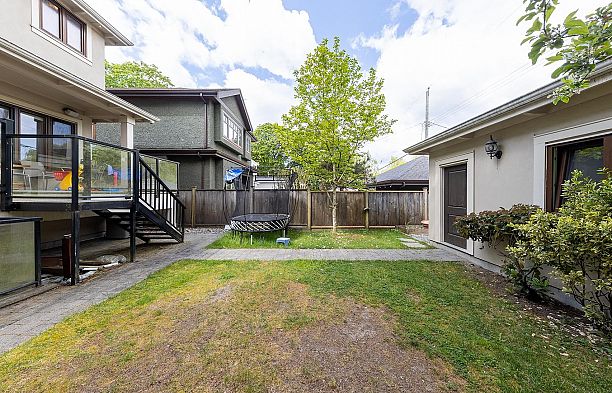 3149 W 28th Avenue MacKenzie Heights