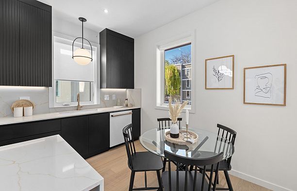 679 W 18th Avenue Cambie