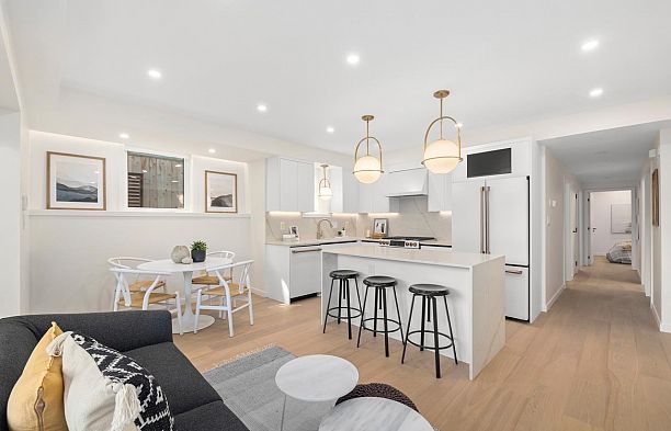 681 W 18th Avenue Cambie