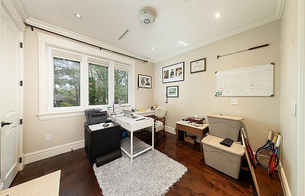 3149 W 28th Avenue MacKenzie Heights