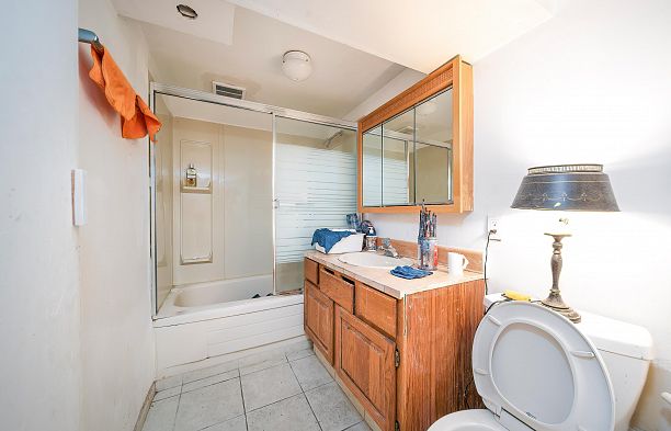 1623 W 66 Avenue S.W. Marine
