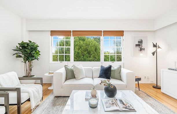 320 2890 Point Grey Road Kitsilano