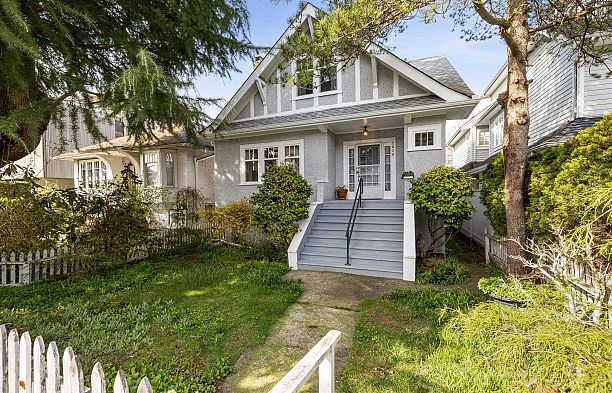 2039 Creelman Avenue Kitsilano