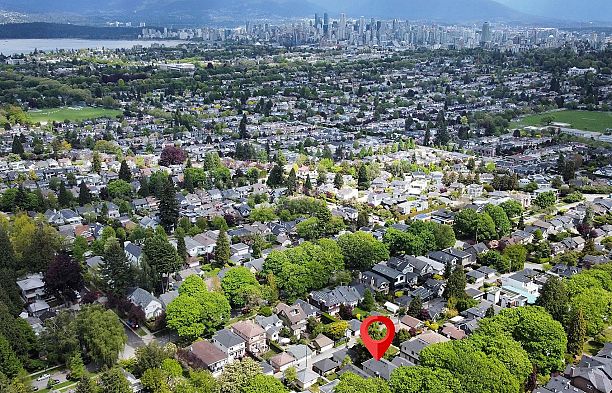 3149 W 28th Avenue MacKenzie Heights